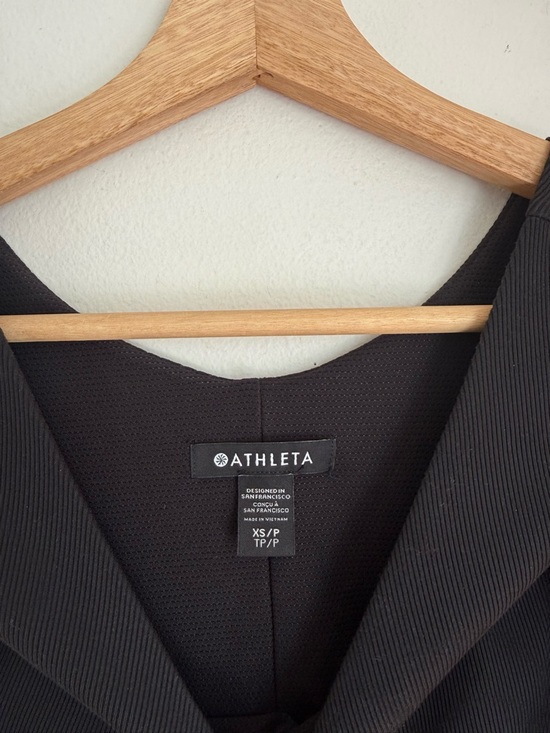 Athleta Ryder Midi Sleeveless Dress in Black - Picture 7 of 8